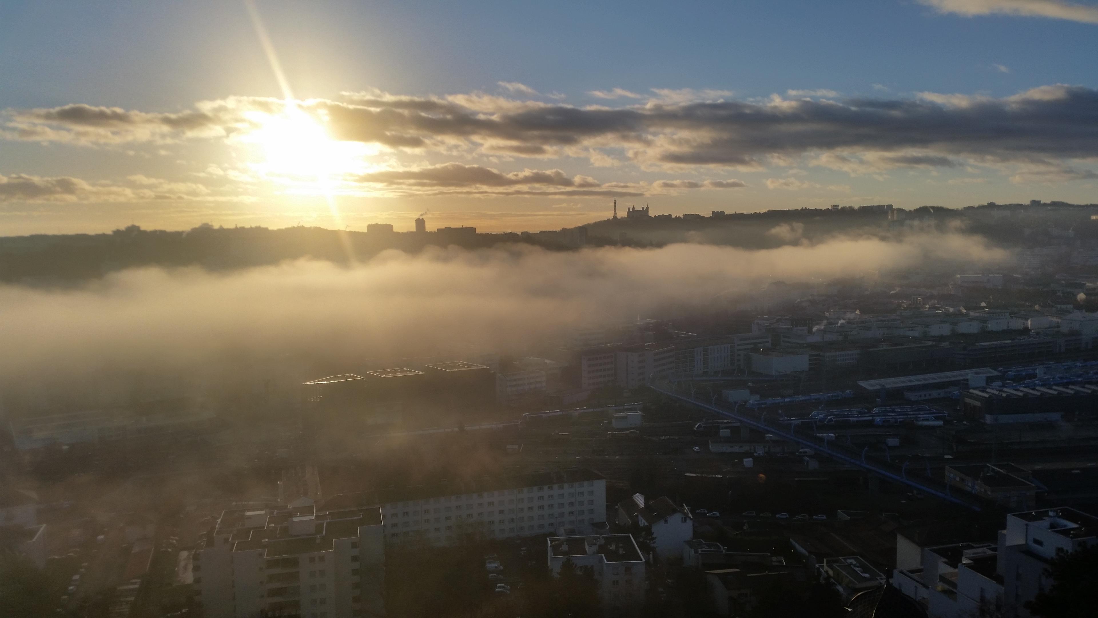 Brouillard sur la Saône  Lyon Vaise suite